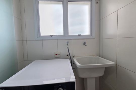 Área de Serviço de apartamento para alugar com 3 quartos, 111m² em Guilhermina, Praia Grande