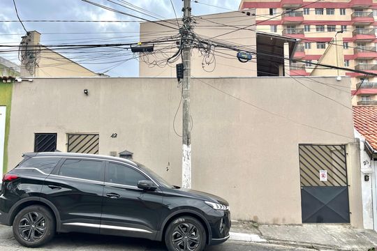 Fachada de kitnet/studio para alugar com 1 quarto, 40m² em Jardim Oriental, São Paulo