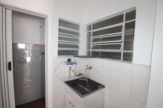 Área de Serviço de casa para alugar com 5 quartos, 173m² em Lauzane Paulista, São Paulo