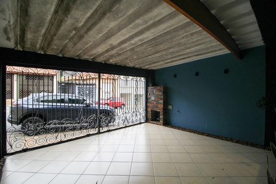 Garagem de casa à venda com 3 quartos, 170m² em Cerâmica, São Caetano do Sul