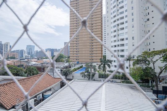 Vista Quarto 2 de apartamento para alugar com 2 quartos, 50m² em Vila Nova Conceição, São Paulo