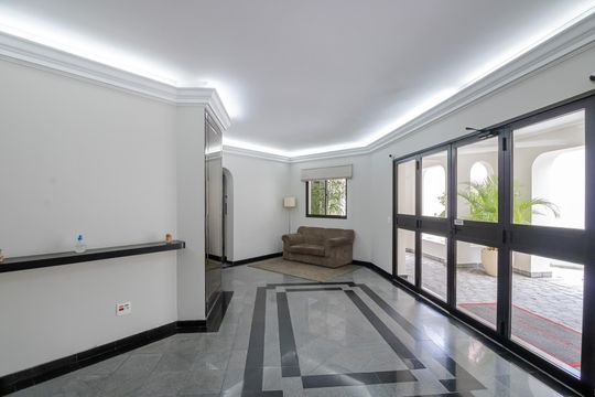 Área Comum - Hall social de apartamento para alugar com 2 quartos, 50m² em Vila Nova Conceição, São Paulo