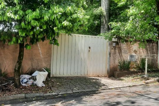 Fachada de casa de condomínio à venda com 3 quartos, 290m² em Parque Luciamar, Campinas