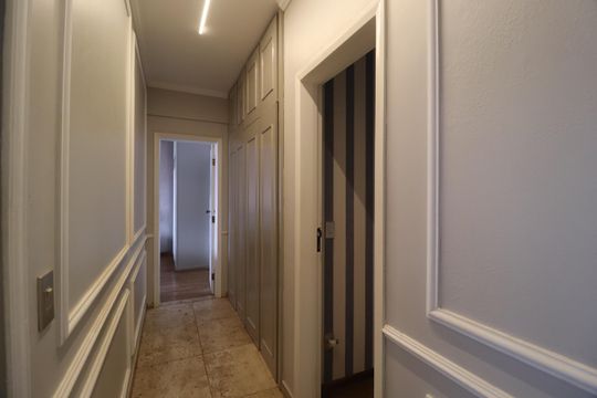 Corredor - Armarios de apartamento para alugar com 3 quartos, 185m² em Centro, Uberlândia
