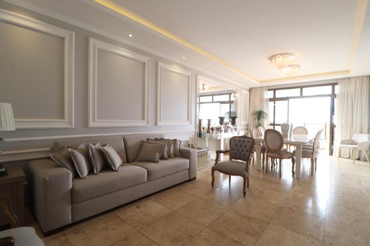 Apartamento para alugar com 3 quartos, 185m² em Centro, Uberlândia