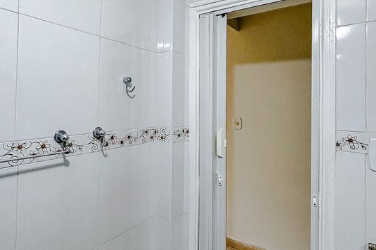 Banheiro de apartamento para alugar com 1 quarto, 46m² em Tatuapé, São Paulo