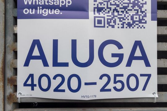 Placa instalada de casa à venda com 2 quartos, 50m² em Parque dos Bancarios, São Paulo