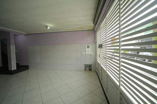 Garagem  de casa à venda com 5 quartos, 265m² em Montanhão, São Bernardo do Campo