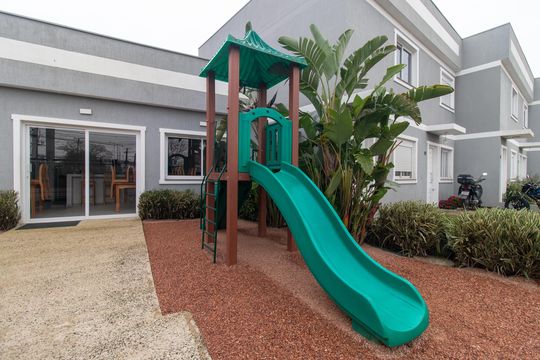 Área comum - Playground de casa de condomínio para alugar com 2 quartos, 55m² em Aberta dos Morros, Porto Alegre