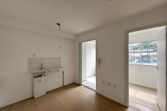 Sala  de apartamento para alugar com 2 quartos, 29m² em Santo Amaro, São Paulo