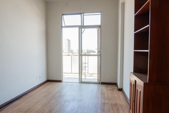 Sala de apartamento para alugar com 2 quartos, 65m² em Vila Isabel, Rio de Janeiro