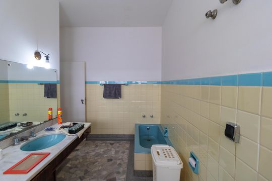 Banheiro da Suíte de casa à venda com 4 quartos, 269m² em Jardim Guanabara, Campinas