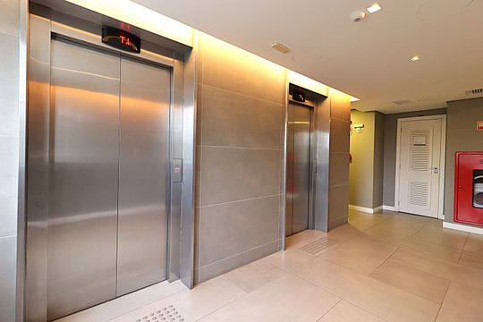 Apartamento para alugar com 3 quartos, 77m² em Navegantes, Porto Alegre