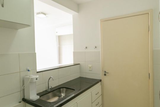 Apartamento à venda com 2 quartos, 65m² em Fernão Dias, Belo Horizonte