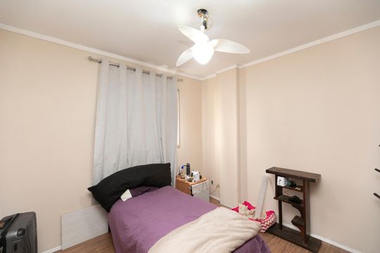 Quarto de apartamento à venda com 1 quarto, 67m² em  Bosque., Campinas