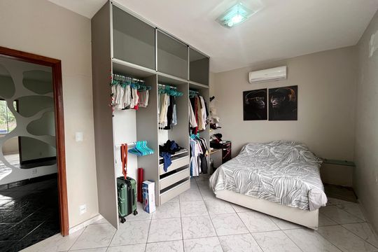 Casa à venda com 4 quartos, 340m² em Taquara, Rio de Janeiro
