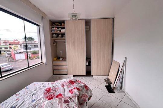 Casa à venda com 4 quartos, 340m² em Taquara, Rio de Janeiro