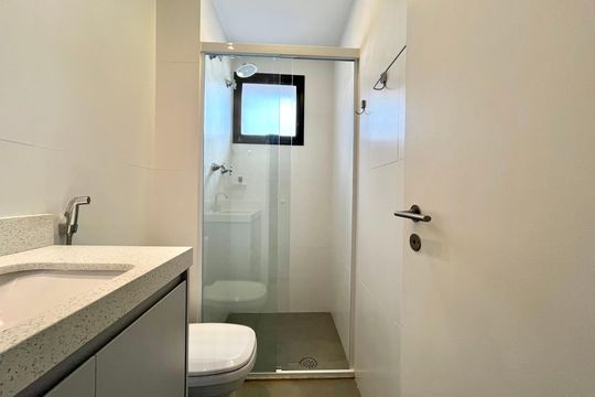 Banheiro Corredor de apartamento para alugar com 3 quartos, 120m² em Vila Clementino, São Paulo