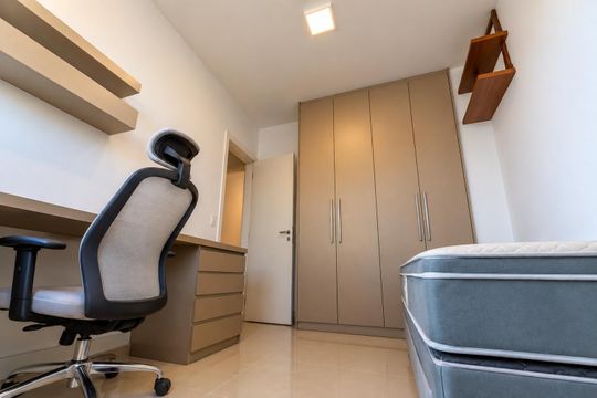 Quarto 2 de apartamento para alugar com 3 quartos, 110m² em Petrópolis, Porto Alegre