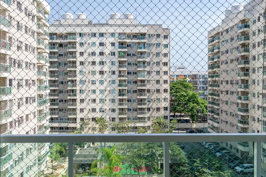 Vista da Varanda da Sala de apartamento à venda com 2 quartos, 56m² em Penha, Rio de Janeiro