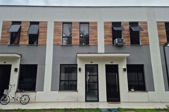 Casa de Condomínio para alugar com 2 quartos, 70m² em Vargem Grande, Rio de Janeiro