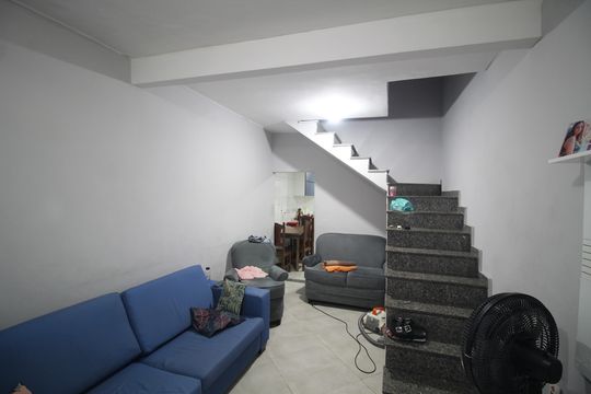 Casa para alugar com 2 quartos, 120m² em Centro, Nilópolis