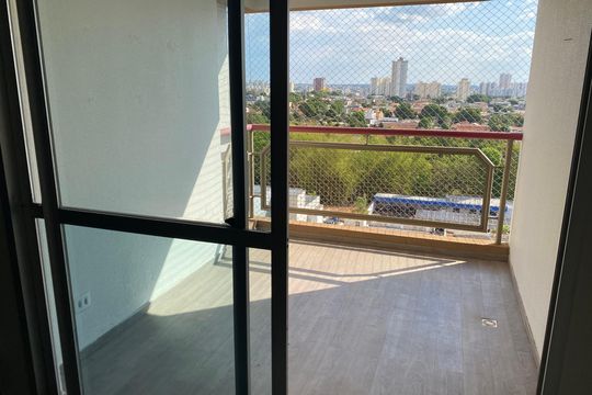 Varanda de apartamento à venda com 3 quartos, 83m² em Setor Bueno, Goiânia
