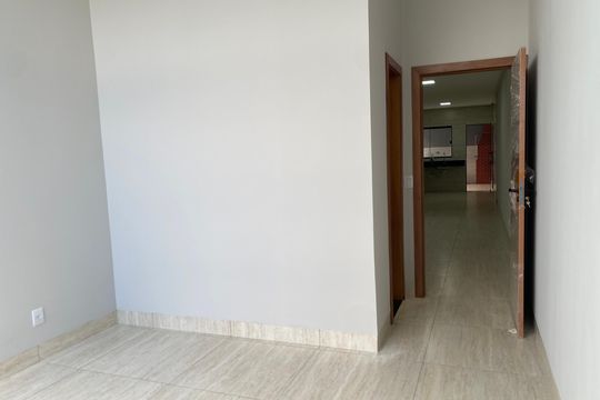 Suíte 2 de casa à venda com 3 quartos, 185m² em Solange Park II, Goiânia