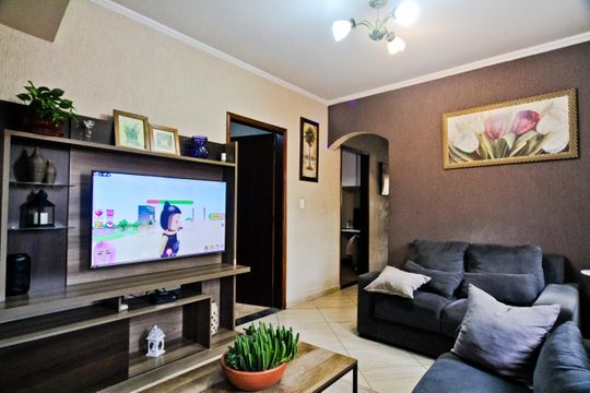 Casa à venda com 5 quartos, 300m² em Chora Menino, São Paulo