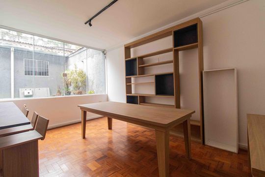 Casa para alugar com 4 quartos, 300m² em Vila Mariana, São Paulo
