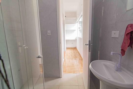 Banheiro da Suíte 1 de casa para alugar com 4 quartos, 300m² em Vila Mariana, São Paulo