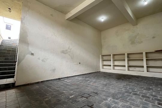 Garagem de casa para alugar com 5 quartos, 200m² em Cruzeiro do Sul, Juiz de Fora