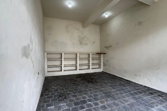 Garagem de casa para alugar com 5 quartos, 200m² em Cruzeiro do Sul, Juiz de Fora
