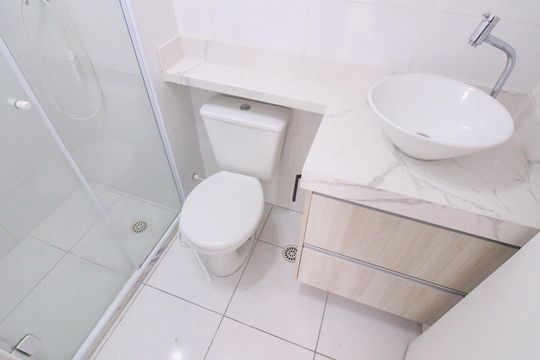 Banheiro de apartamento para alugar com 2 quartos, 40m² em Vila California, São Paulo
