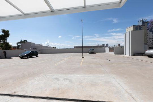 GARAGEM de apartamento para alugar com 2 quartos, 50m² em Fazenda Santa Cândida, Campinas