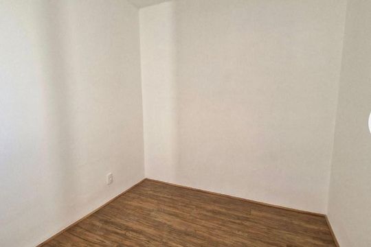 Apartamento à venda com 2 quartos, 33m² em Socorro, São Paulo