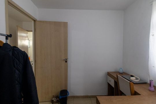Quarto 1 de apartamento à venda com 2 quartos, 48m² em Campo de Santana, Curitiba