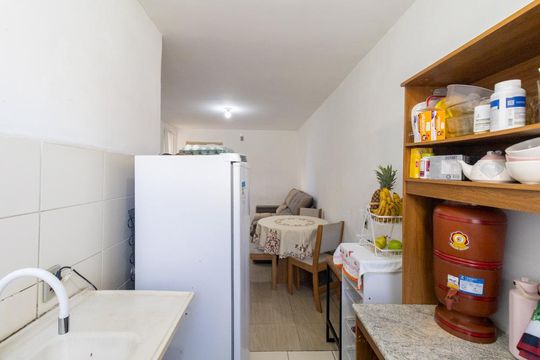 Cozinha e Área de Serviço de apartamento à venda com 2 quartos, 48m² em Campo de Santana, Curitiba