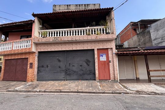 Fachada de casa à venda com 4 quartos, 280m² em Vila Imaculada, Guarulhos
