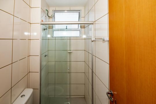 Banheiro Social de apartamento para alugar com 2 quartos, 46m² em Cerejeira (justinópolis), Ribeirão das Neves