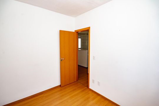 Quarto 1 de apartamento para alugar com 2 quartos, 46m² em Cerejeira (justinópolis), Ribeirão das Neves