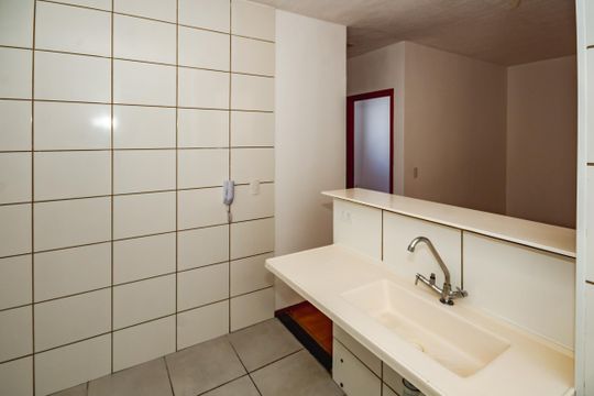 Cozinha de apartamento para alugar com 2 quartos, 46m² em Cerejeira (justinópolis), Ribeirão das Neves
