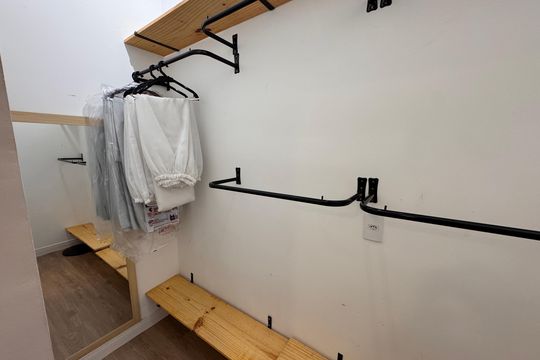 Closet de casa de condomínio para alugar com 2 quartos, 75m² em Caiapia, Cotia