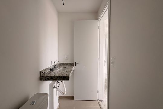 Banheiro da Suíte de apartamento à venda com 2 quartos, 45m² em Campestre, Santo André