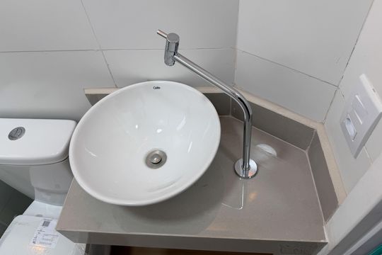 Banheiro de apartamento para alugar com 2 quartos, 80m² em Boqueirão, Santos
