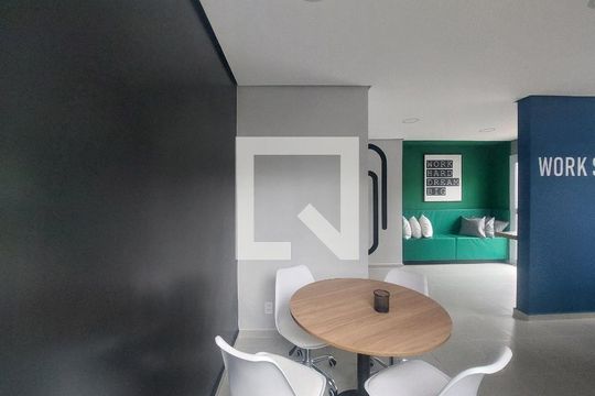 Área comum de apartamento para alugar com 2 quartos, 37m² em Vila Gea, São Paulo