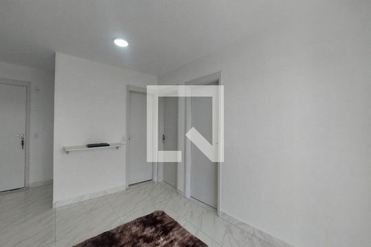 Sala de apartamento para alugar com 2 quartos, 37m² em Vila Gea, São Paulo