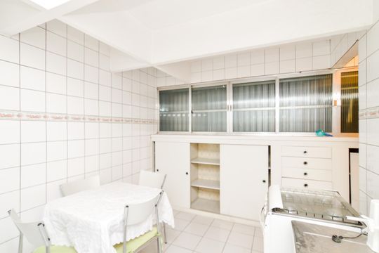 Cozinha de apartamento para alugar com 2 quartos, 55m² em Parque Cecap, Guarulhos
