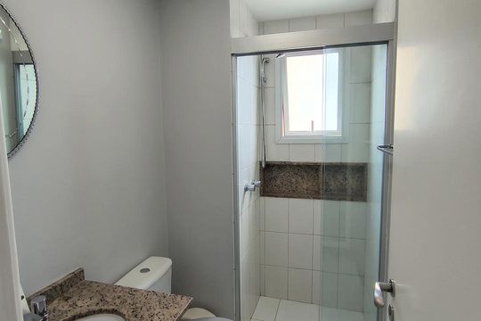 Banheiro 1 de apartamento à venda com 3 quartos, 82m² em São Geraldo, Porto Alegre