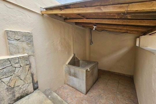 Área de Serviço de casa para alugar com 6 quartos, 181m² em Serra, Belo Horizonte